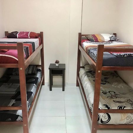 Colibri Hostel Puerto Iguazu Luaran gambar