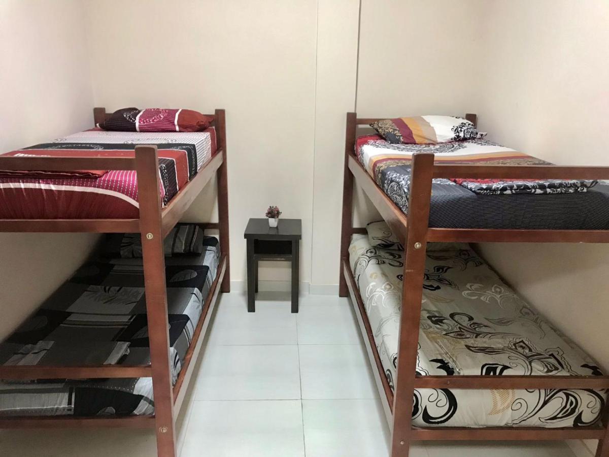Colibri Hostel Puerto Iguazu Luaran gambar